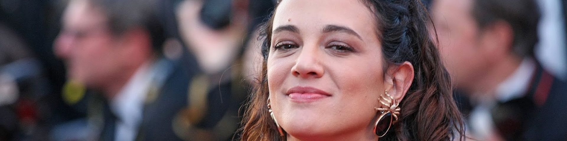 Asia Argento resta a X Factor? Il tweet sospetto