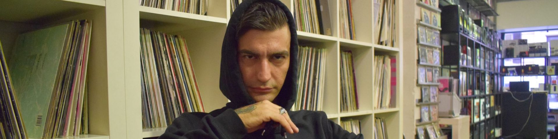 Jesto tra rap e cantautorato: "Ho assorbito l'eredità di mio padre" - Video intervista