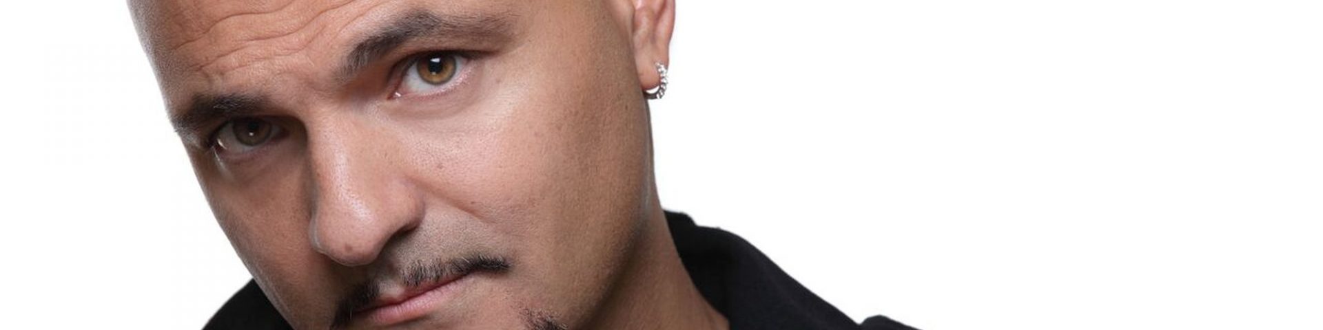 Jeffrey Jey: "Mi piacerebbe collaborare con Ermal Meta o Negramaro" - Intervista
