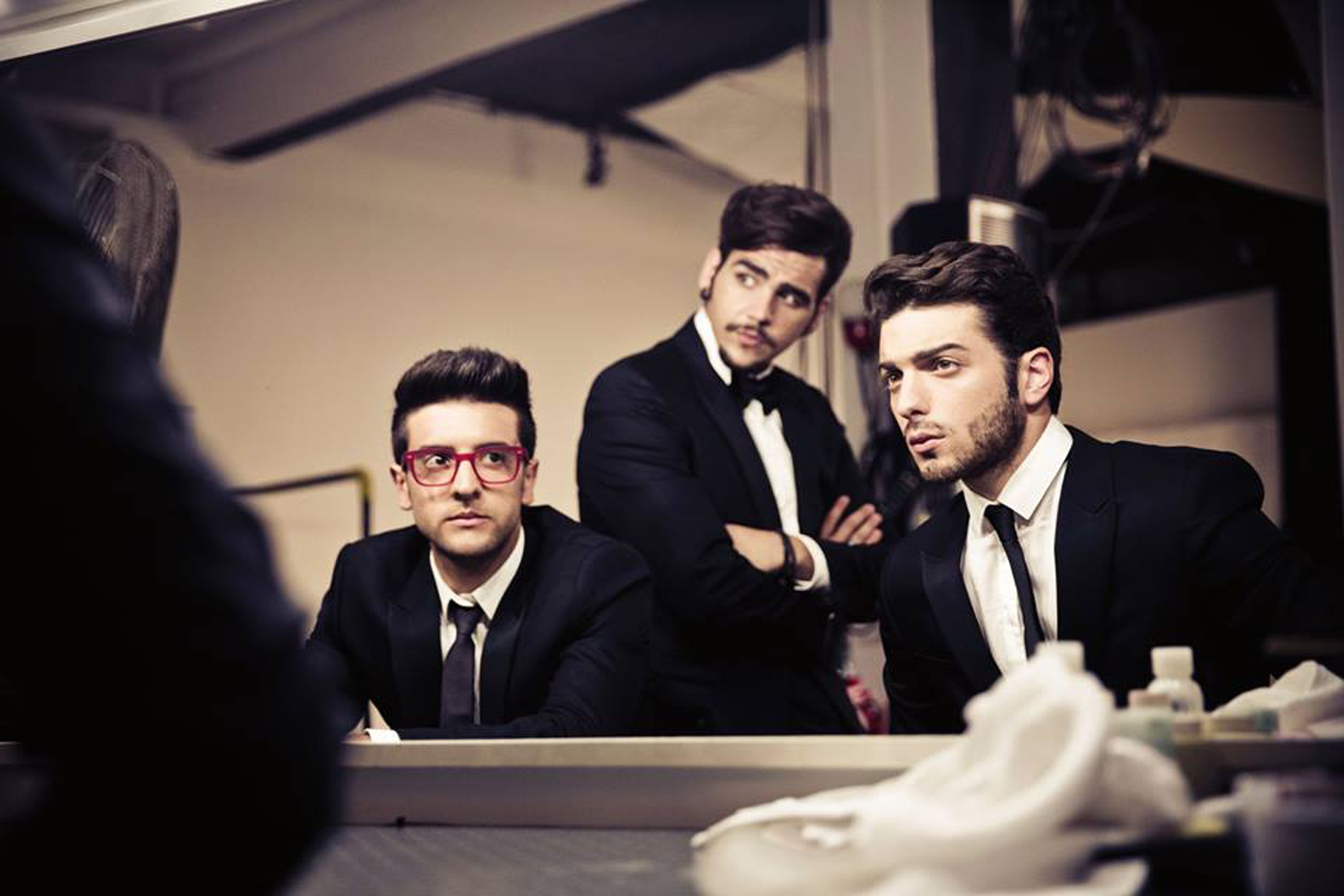 Трио теноров молодые. Группа il Volo. Группа il Volo 2009 год. Трио il Volo. Группа il Volo концерт в Сицилии.