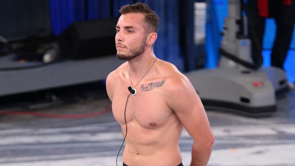 Amici 18, scuola occupata dopo "l'eliminazione" del ballerino Marco