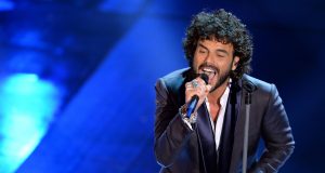 Francesco Renga, Aspetto che torni (testo, video, autori)