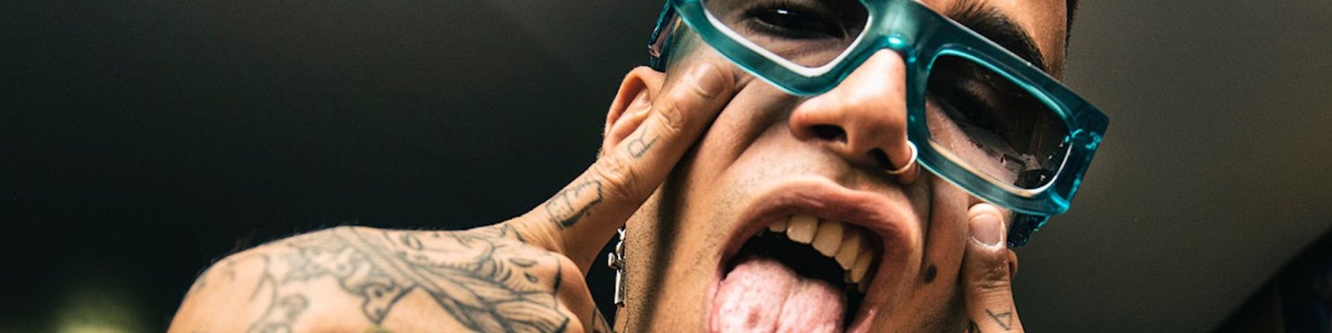 Sfera Ebbasta indagato per istigazione all'uso di droga