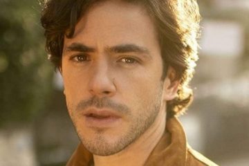 Jack Savoretti e il nuovo disco Singing To Strangers: "È bello essere romantici, non bisogna fare sempre i fighi"