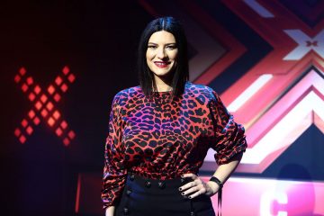 Massimo Bernardini a Laura Pausini: “Ti chiedo scusa per quel tweet”