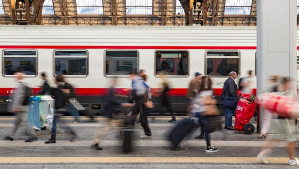 Coronavirus: come richiedere il rimborso treno, volo, hotel