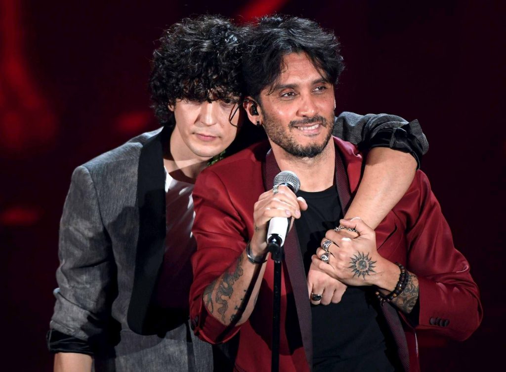 Ermal Meta e Fabrizio Moro ospiti del secondo Serale di Amici 18