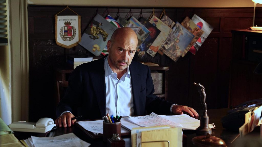 A che ora finisce il Commissario Montalbano?