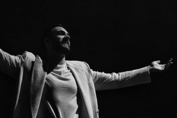 Marco Mengoni: la sua voce arriva sulla luna e si chiude il poker milanese