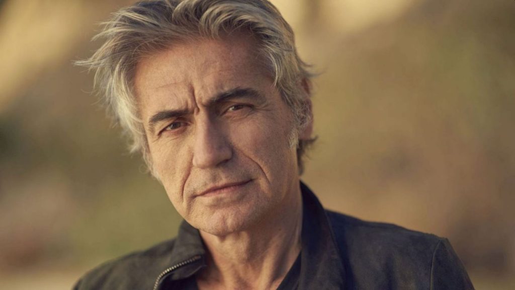 Ligabue, in anteprima “La ragazza dei tuoi sogni” su Rai 1
