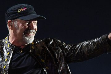 Vasco Rossi rinvia i concerti al 2022. Le sue dichiarazioni