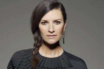 Laura Pausini: il profilo Instagram è stato hackerato