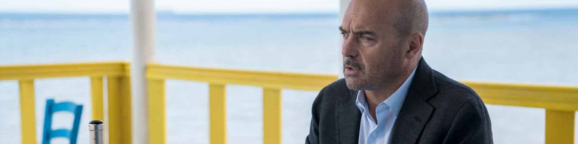 A che ora inizia il Commissario Montalbano?