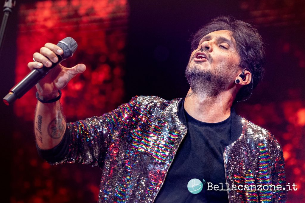 Fabrizio Moro ospite di Battiti Live 2020?