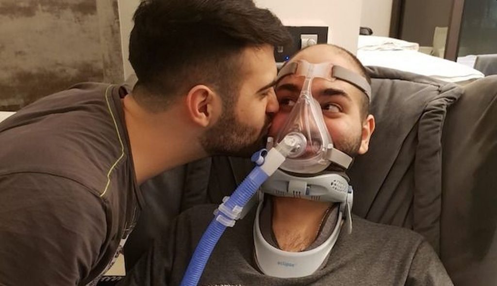 Paolo Palumbo, il giovane artista malato di SLA feat. Achille Lauro in “Quella notte non cadrà”