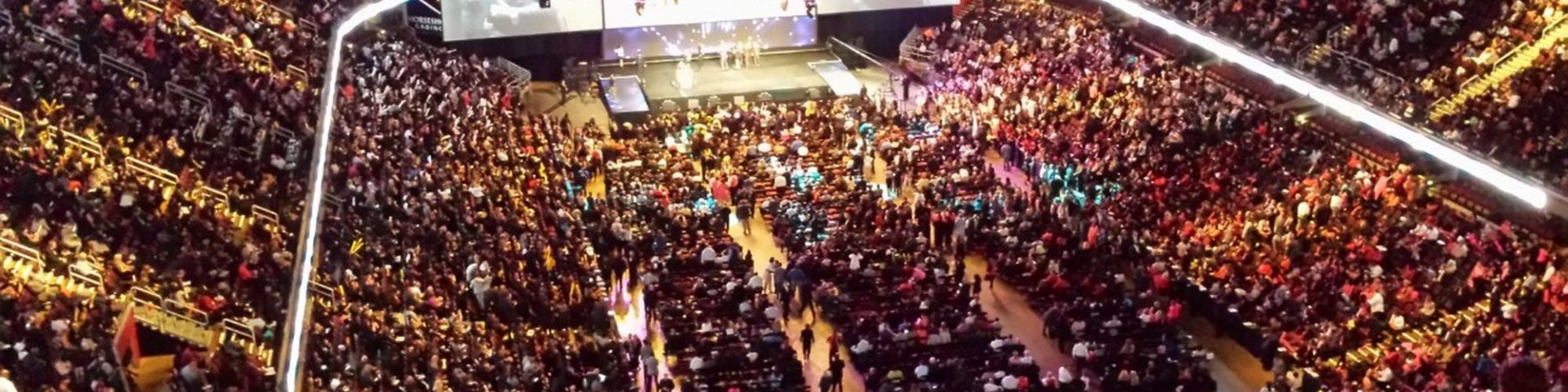 Stadi chiusi: cosa ne sarà dei concerti estivi?