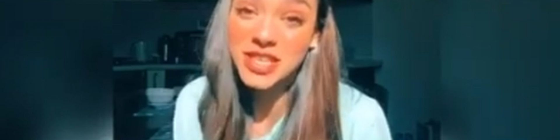 Per una notte volevo sentirmi scemo: di chi è la canzone tormentone su Tik Tok?