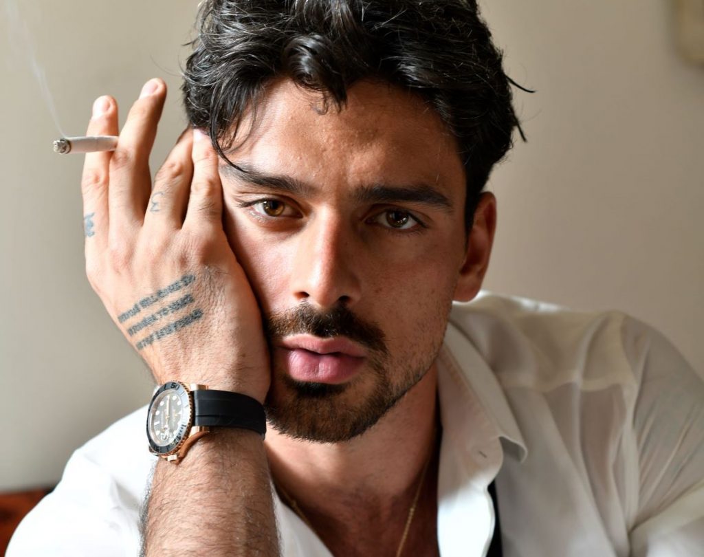 Michele Morrone: “Dark Room” è il suo album d’esordio