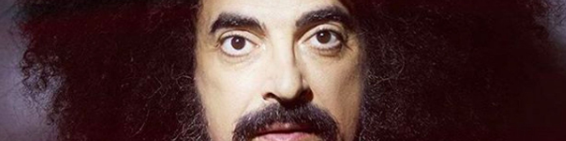 Caparezza: “Non ho appeso il microfono al chiodo”