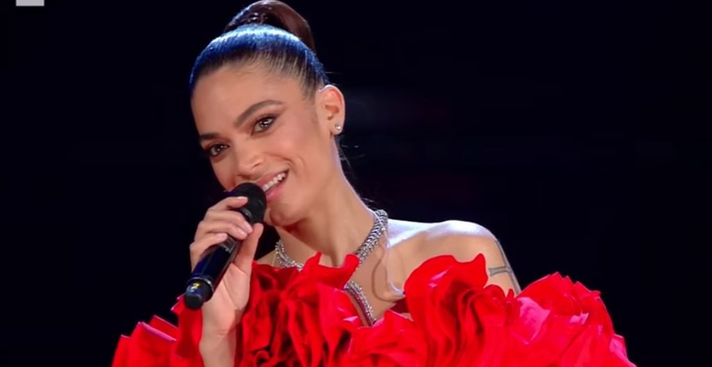 I look di Sanremo 2021 secondo la Rosanna Cancellieri dei Povery: le pagelle della seconda puntata