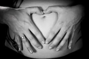 Maternità surrogata per coppie gay: tutto quello che c’è da sapere