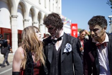 The Walking Dead a Venezia 78: l’invasione zombie (FOTO)