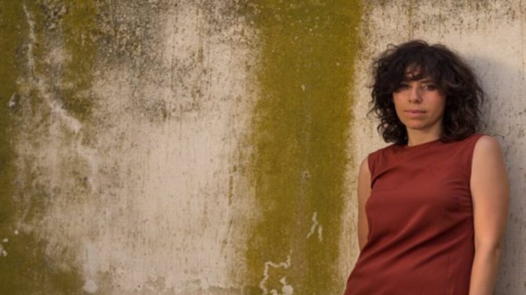 Chiarablue: “Dedico le mie parole a chi è meravigliosamente indifeso”