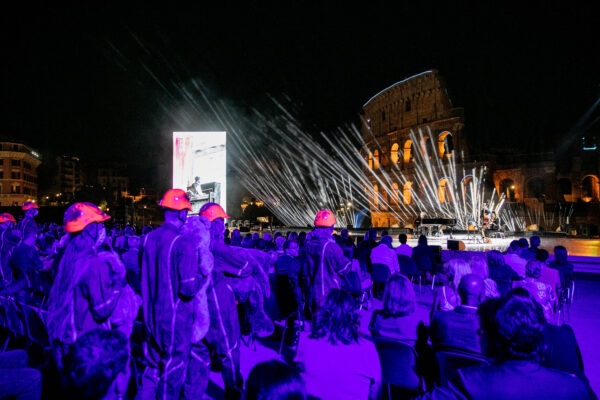 Time For Change, raccolti 500.000 dollari per la lotta contro la polio. Il racconto dell’evento con Annie Lennox, Mahmood e Piovani – FOTO