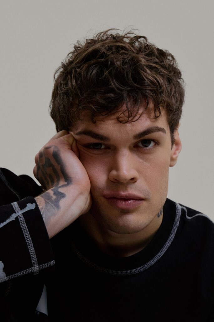 Blanco: listening party  di “MA’”: un viaggio maturo tra rabbia, dolcezza e verità